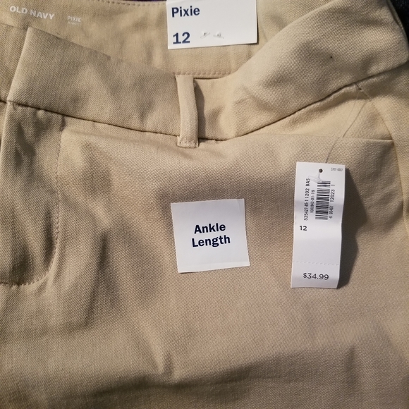 Old Navy. Stretch ankle length beige pants. 12 - Picture 7 of 7